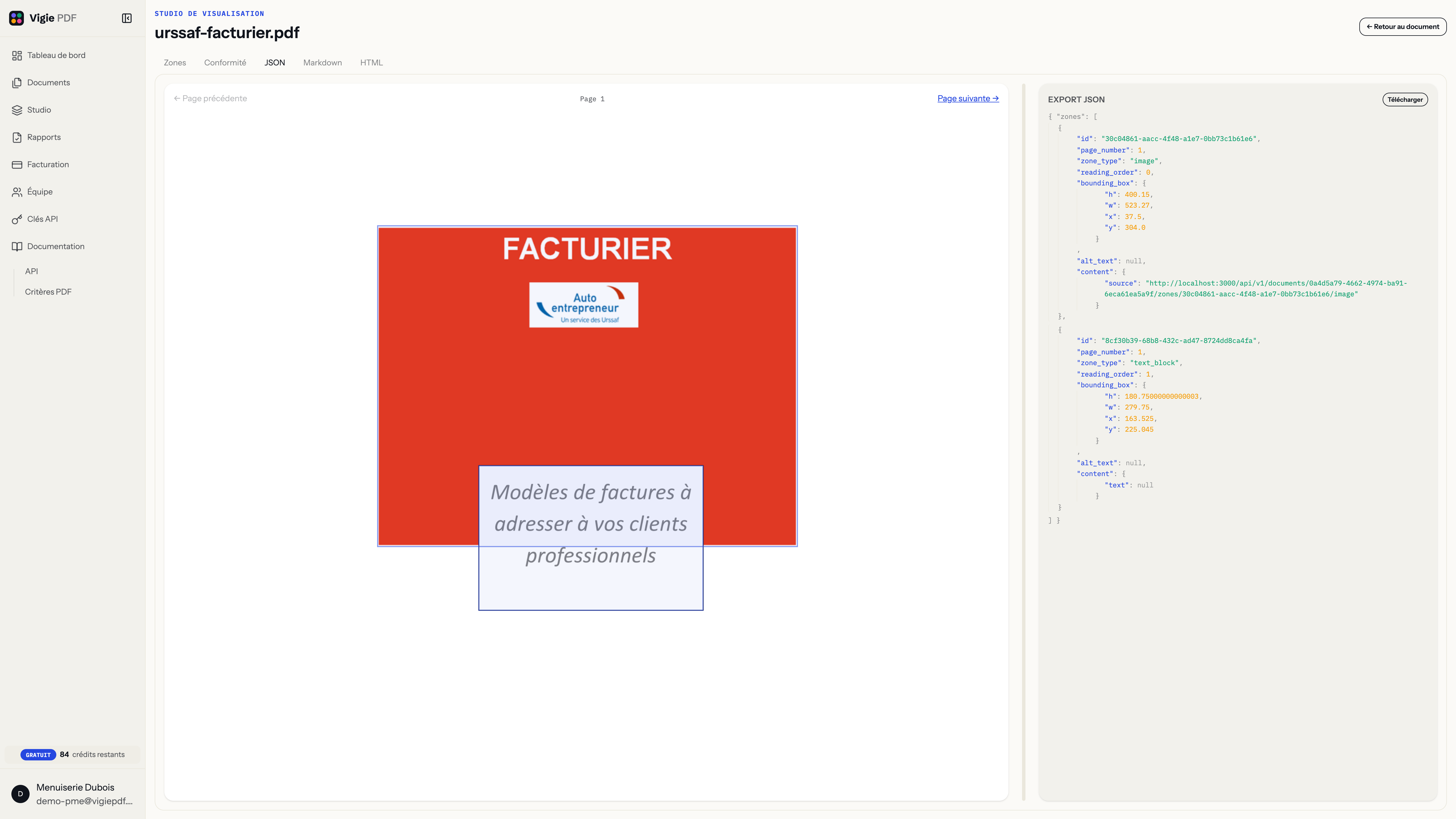 Export JSON d’une facture taguée dans le Studio : chaque zone porte ses coordonnées, son type et sa place dans l’ordre de lecture — le même modèle de données que celui renvoyé par l’API